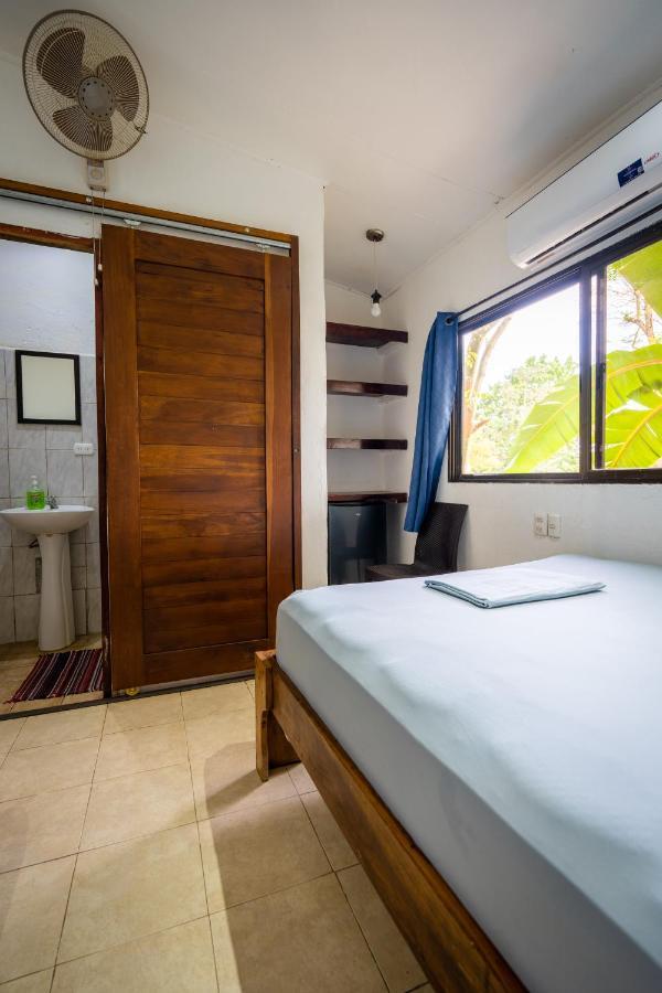 Pura Vida Mini Hostel Santa Teresa Playa Santa Teresa  Esterno foto